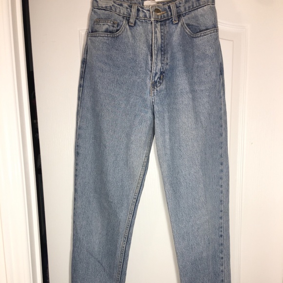 American Apparel - Picture 11 of 14